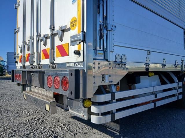 Mitsubishi GREAT 2017-01 7199787-10