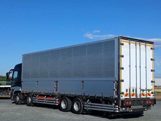 Mitsubishi GREAT 2017-01 7199787-6