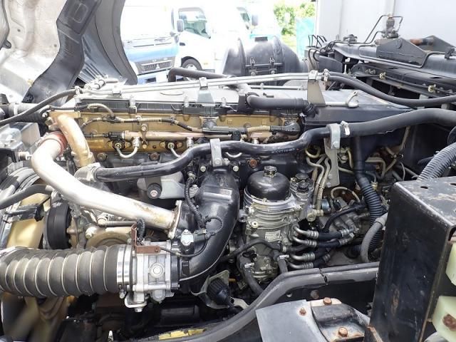 Mitsubishi GREAT 2015-12 7199782-23