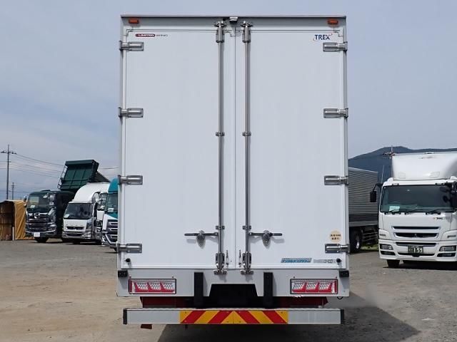 Mitsubishi GREAT 2015-12 7199782-5