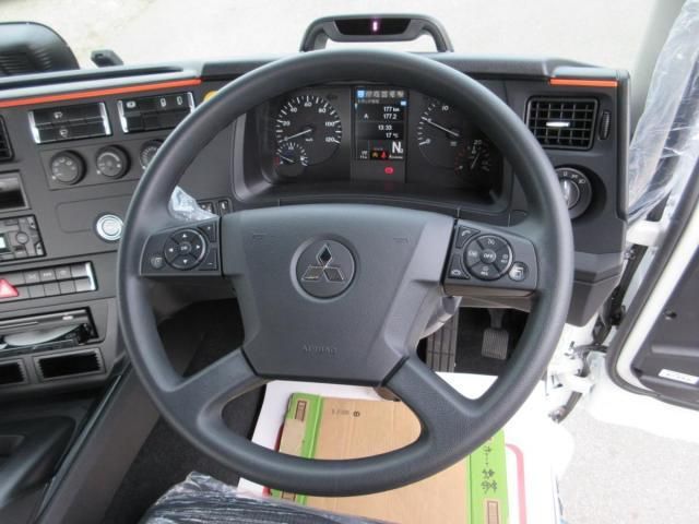 Mitsubishi GREAT 2026-02 7199769-8