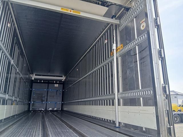 Mitsubishi GREAT 2022-05 7199779-24