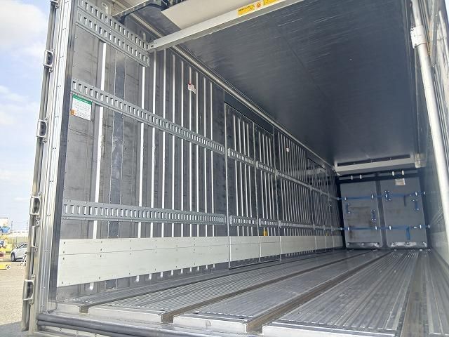 Mitsubishi GREAT 2022-05 7199779-25