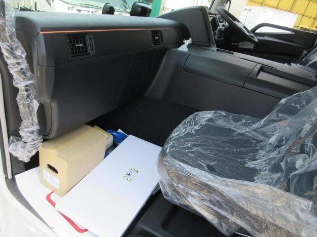 Mitsubishi GREAT 2026-02 7199764-16