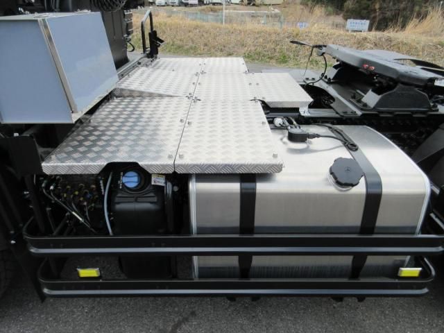 Mitsubishi GREAT 2026-02 7199773-25