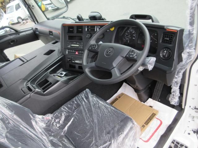 Mitsubishi GREAT 2026-02 7199773-6