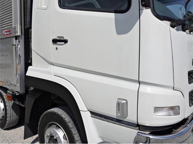 Mitsubishi GREAT 2017-03 7199786-5