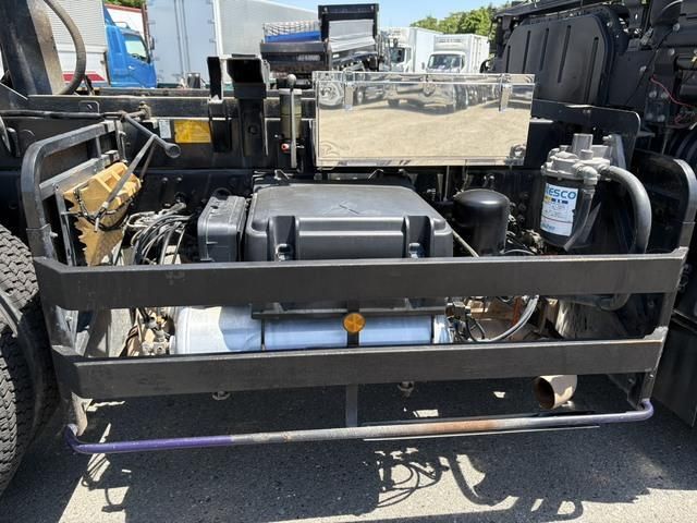 Mitsubishi GREAT 2014-05 7199778-29