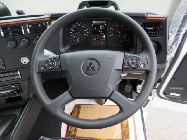 Mitsubishi GREAT 2026-02 7199770-9