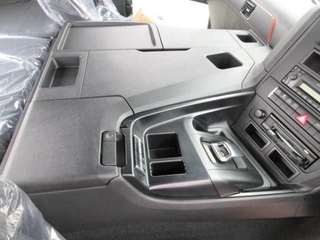 Mitsubishi GREAT 2026-02 7199770-10