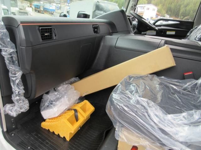 Mitsubishi GREAT 2026-02 7199770-20