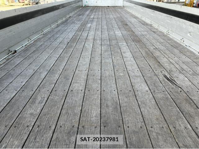 Mitsubishi GREAT 2015-12 7252474-9