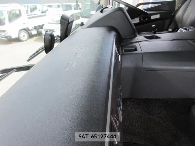 Mitsubishi GREAT 2021-04 7252473-20