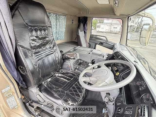 Mitsubishi GREAT 2014-06 7252475-10