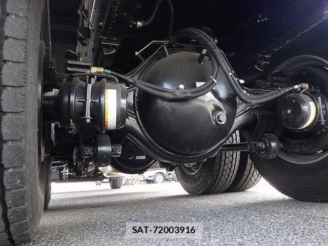 Mitsubishi GREAT 2026-01 7252467-28