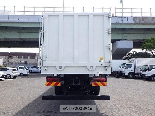Mitsubishi GREAT 2026-01 7252467-4