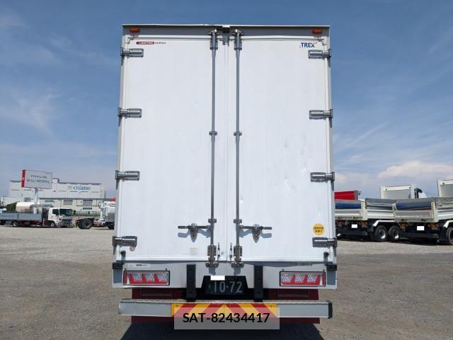 Mitsubishi GREAT 2016-06 7252480-4