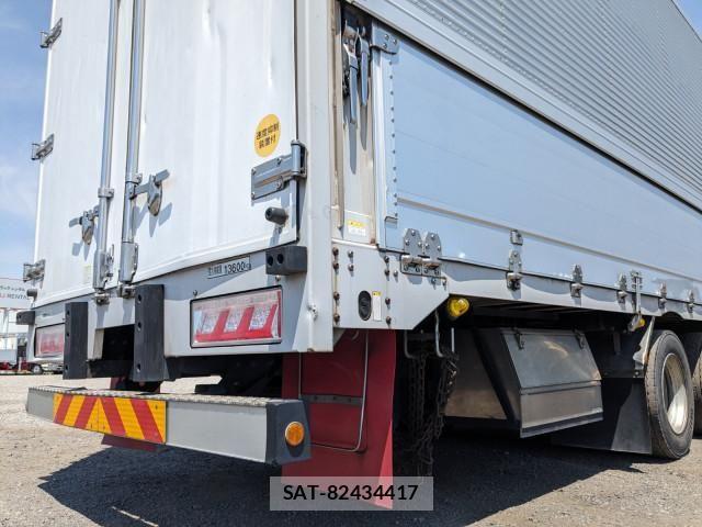 Mitsubishi GREAT 2016-06 7252480-5