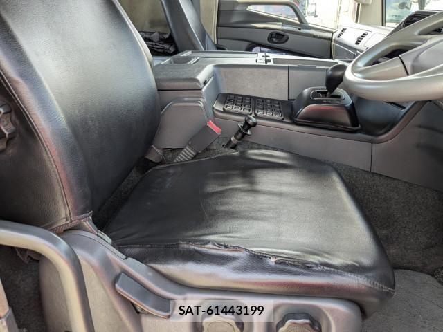 Mitsubishi GREAT 2014-02 7252483-20