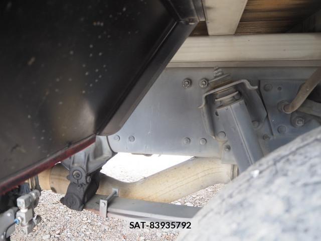 Mitsubishi GREAT 2017-03 7252479-13