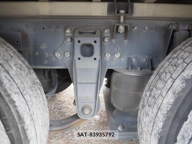Mitsubishi GREAT 2017-03 7252479-18