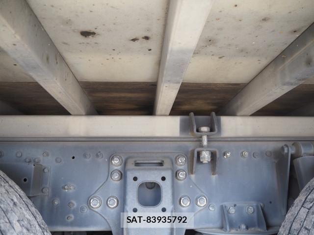 Mitsubishi GREAT 2017-03 7252479-19