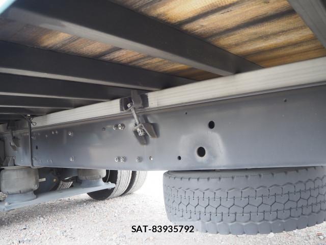 Mitsubishi GREAT 2017-03 7252479-24