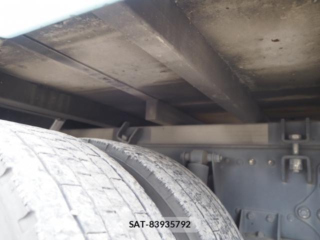Mitsubishi GREAT 2017-03 7252479-27