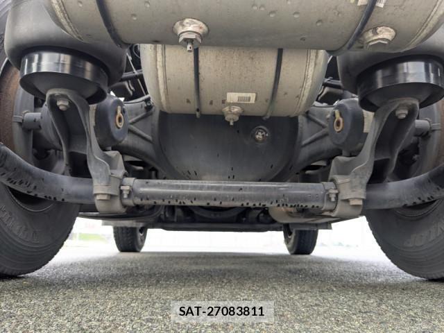Mitsubishi GREAT 2022-04 7252476-10