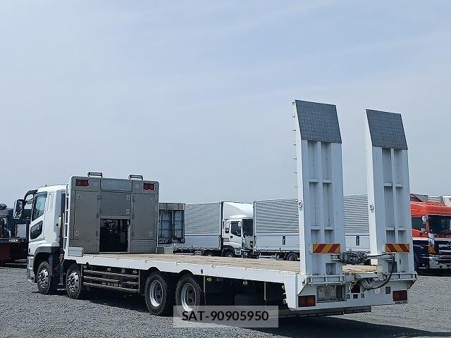 Mitsubishi GREAT 2020-04 7252470-1