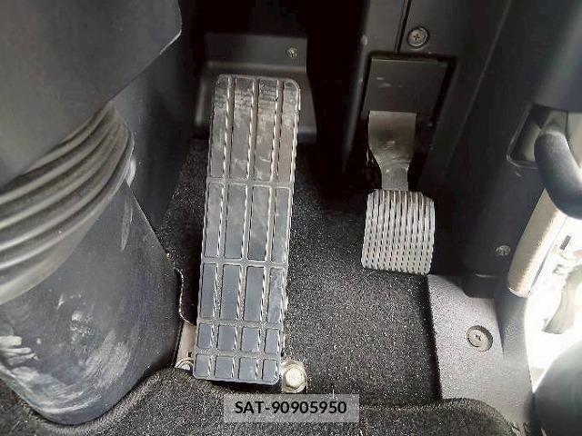 Mitsubishi GREAT 2020-04 7252470-28