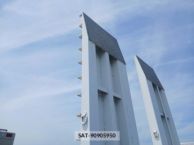 Mitsubishi GREAT 2020-04 7252470-3