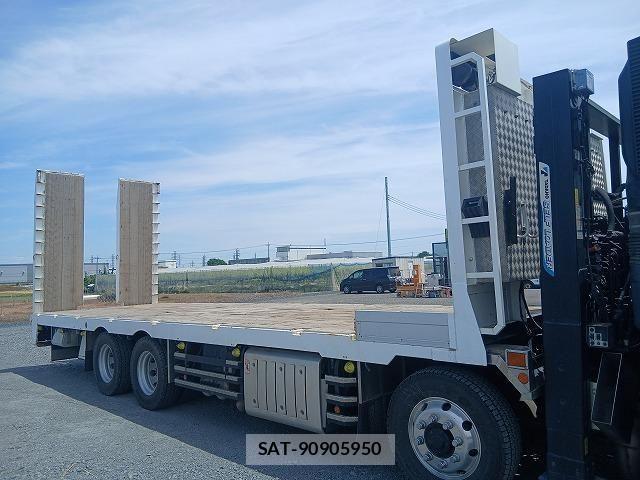 Mitsubishi GREAT 2020-04 7252470-4