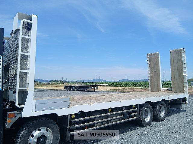 Mitsubishi GREAT 2020-04 7252470-5