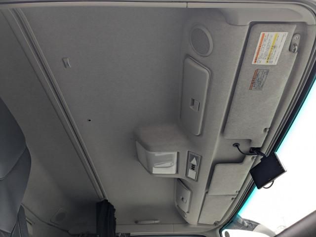 Mitsubishi GREAT 2021-04 7306729-9