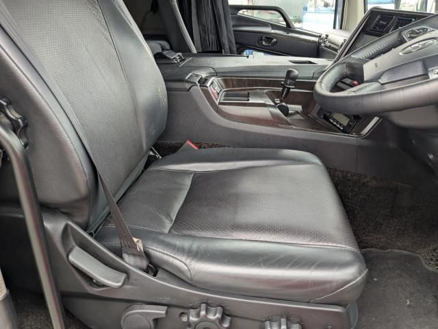 Mitsubishi GREAT 2021-04 7306729-13