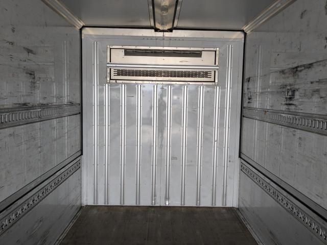 Mitsubishi GREAT 2021-04 7306729-27
