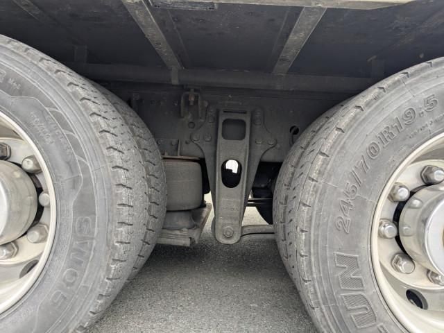 Mitsubishi GREAT 2021-03 7306731-10