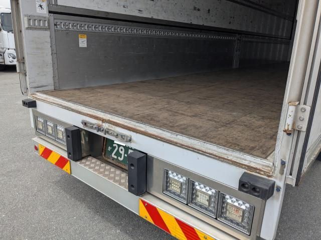Mitsubishi GREAT 2021-03 7306731-22