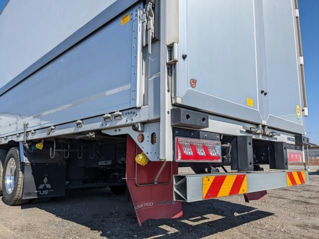 Mitsubishi GREAT 2020-09 7306734-6
