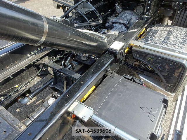 Mitsubishi GREAT 2026-02 7360024-18
