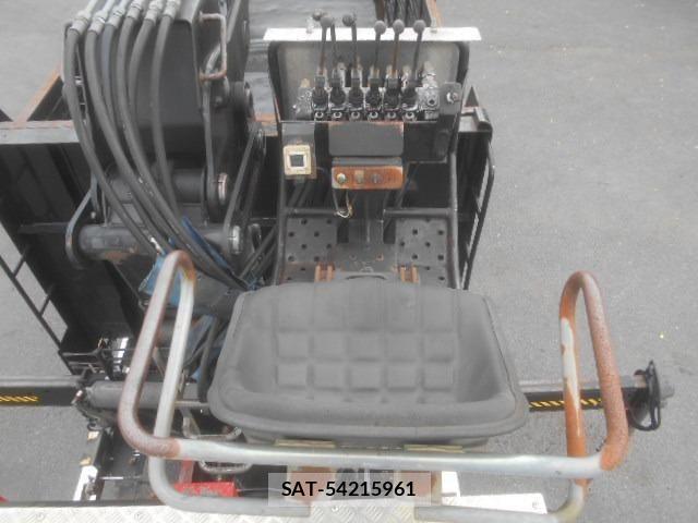Mitsubishi GREAT 2004-02 7360025-9