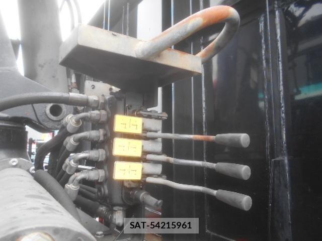 Mitsubishi GREAT 2004-02 7360025-10