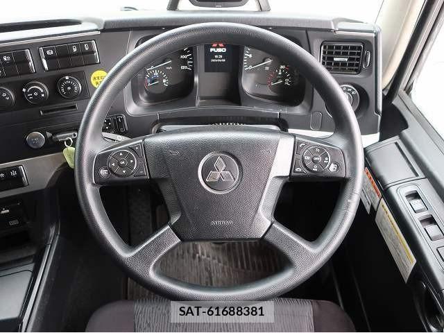 Mitsubishi GREAT 2018-05 7360022-14
