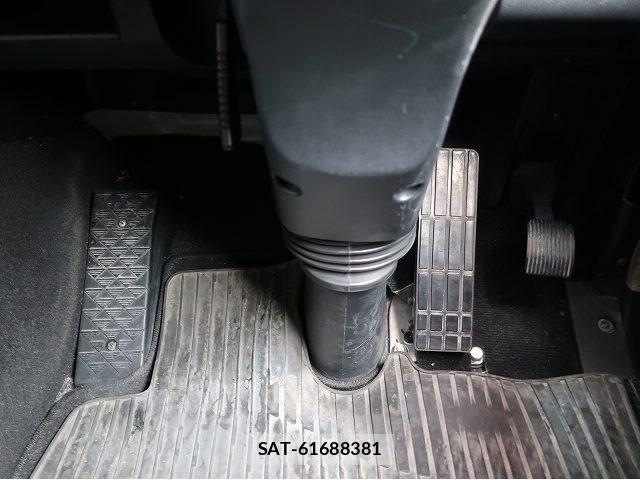 Mitsubishi GREAT 2018-05 7360022-19