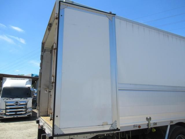 Mitsubishi GREAT 2016-12 7383960-9