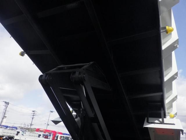 Mitsubishi GREAT 2026-03 7383953-11