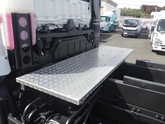Mitsubishi GREAT 2026-03 7383953-15