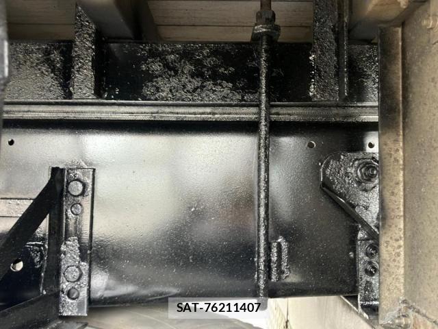 Mitsubishi GREAT 2012-10 7378974-13