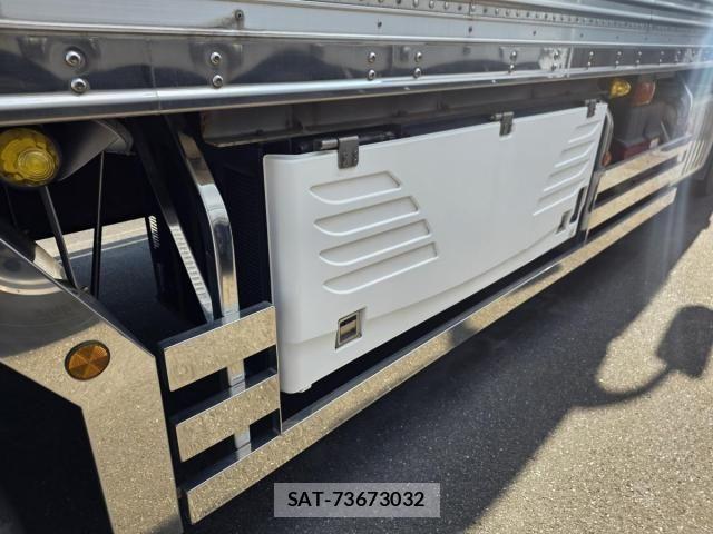 Mitsubishi GREAT 2019-06 7458177-21